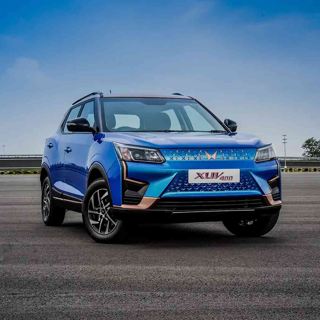 Mahindra Electric Mobility - XUV 400 EL Fast Charger (Electric) 7.2 KW
